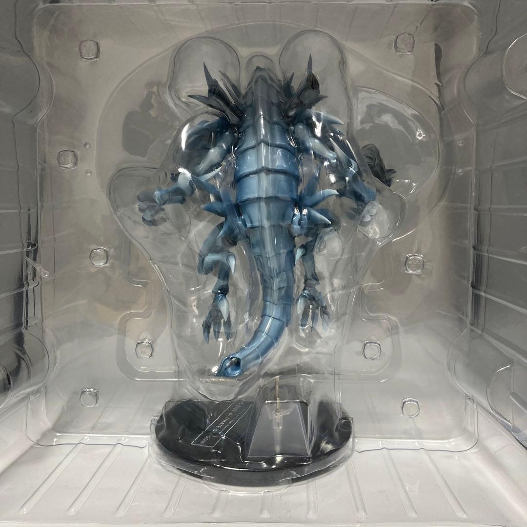 遊戯王 デュエルモンスターズ 青眼の究極竜 フィギュア あみあみ×AMAKUNI