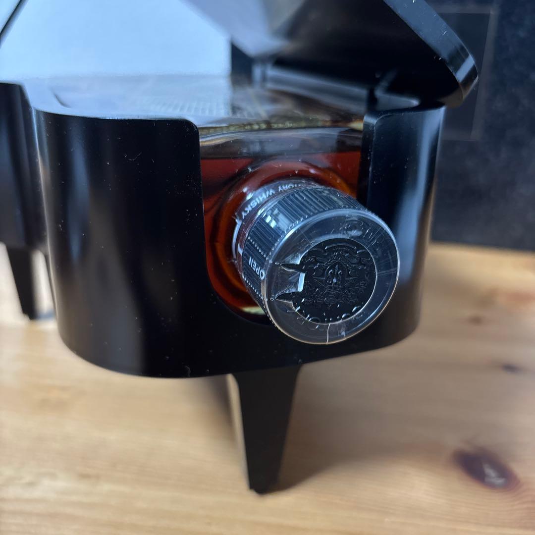 美品　サントリーウイスキーローヤル　ピアノ型ボトル　箱付き　未開封