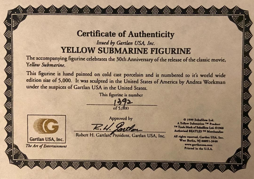 ビートルズ　イエロー・サブマリンのフィギュア
