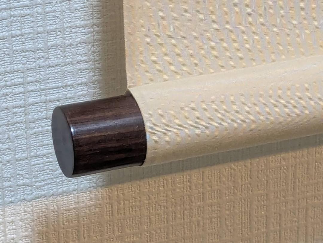 【真作】【複製】掛軸　川合玉堂　工芸画　日光浦見瀧　紅葉と瀑布　箱入　S111