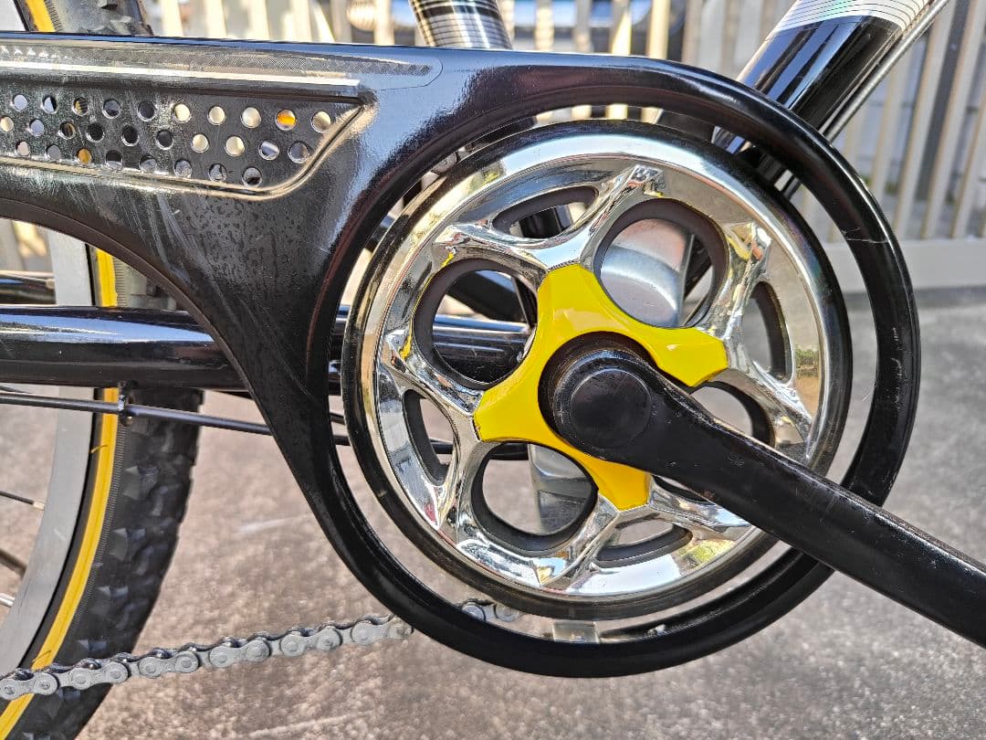 ブリジストン ロングセラー クロスファイヤージュニア26インチ（引き渡し限定）