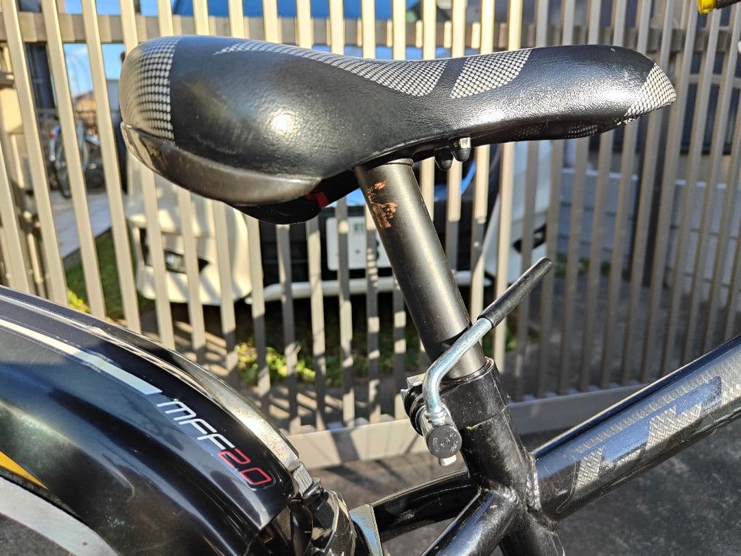 ブリジストン ロングセラー クロスファイヤージュニア26インチ（引き渡し限定）