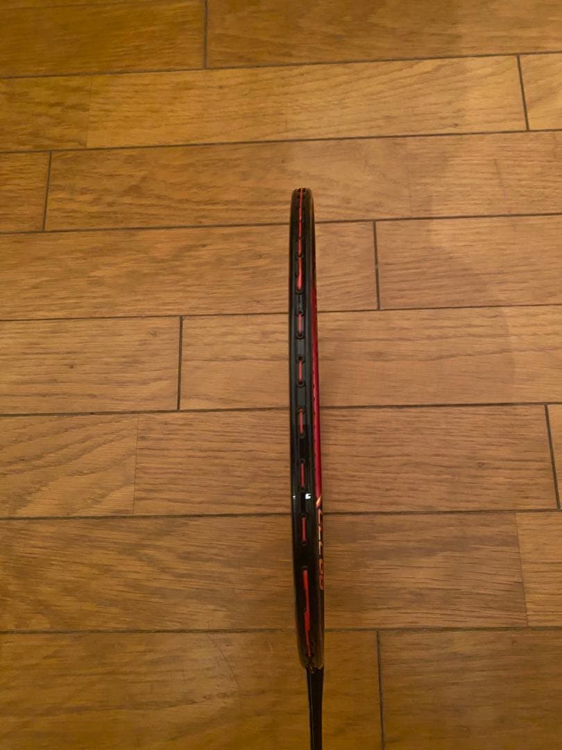 【美品】YONEX ASTROX 99 PRO バドミント ソラケット