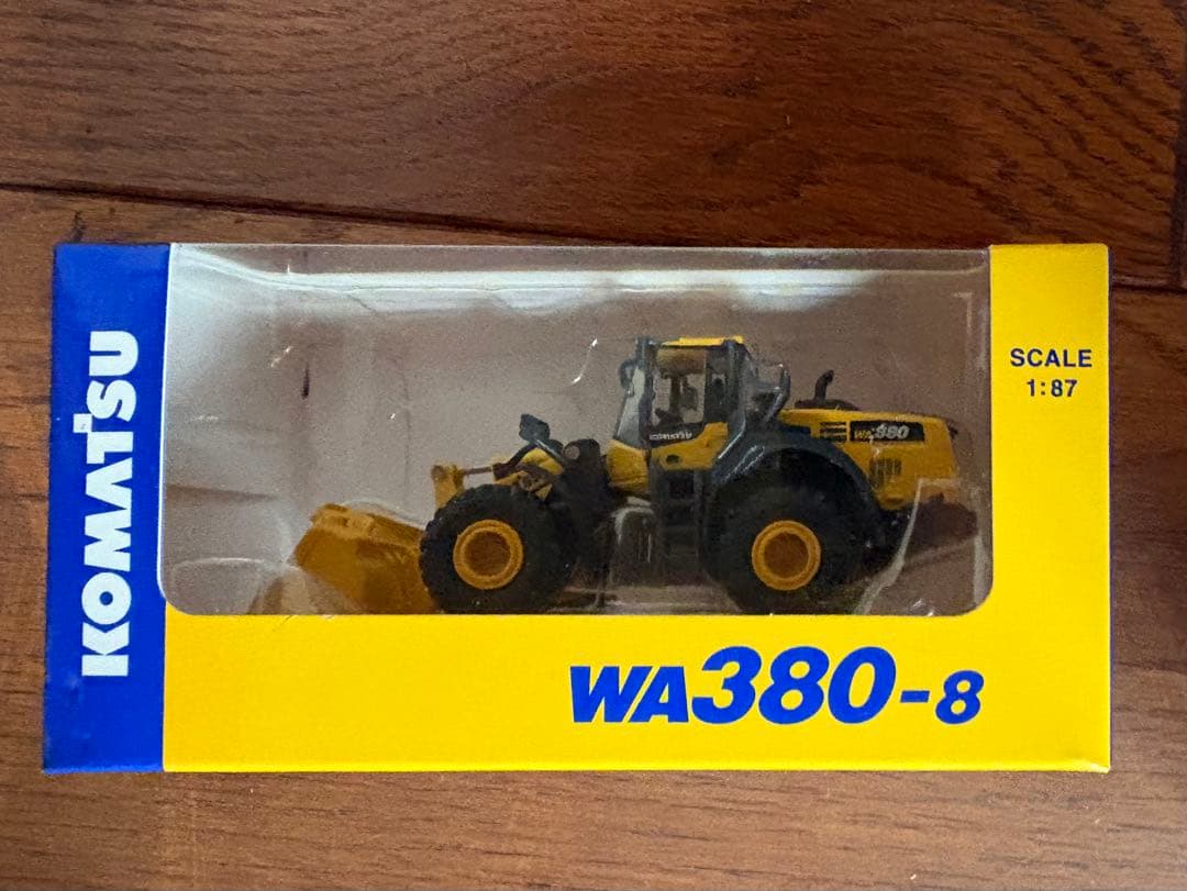 コマツ株主優待ミニチュア 4種類