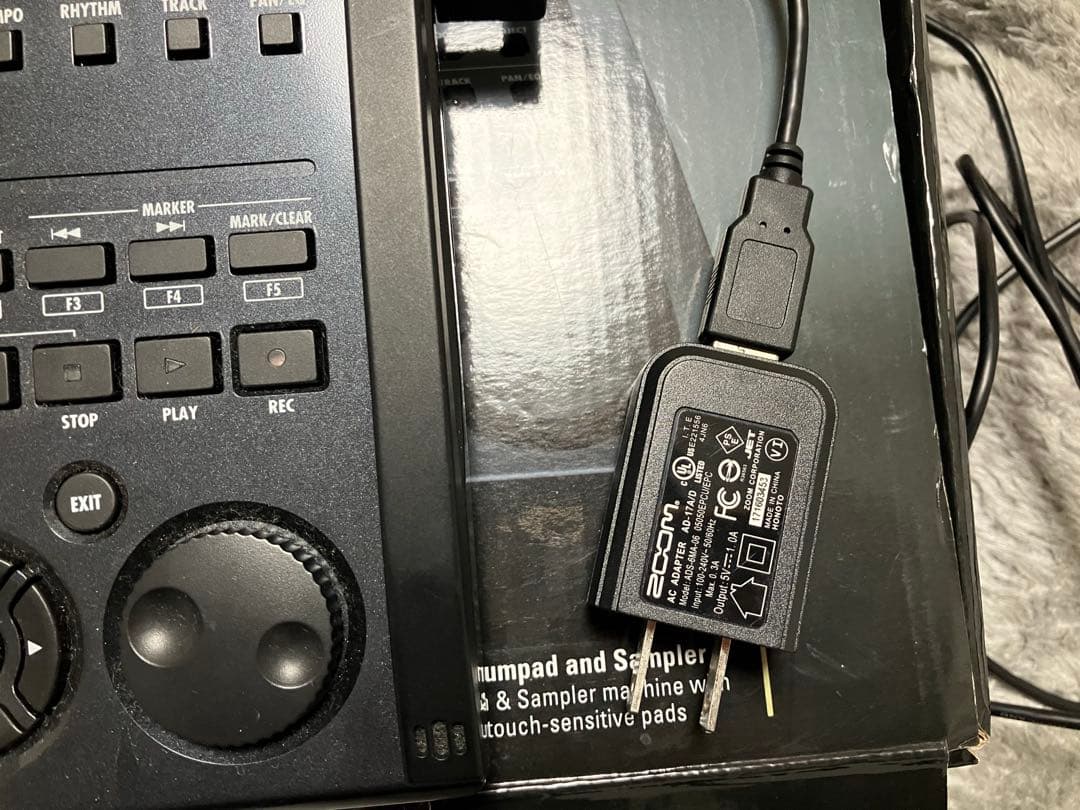 【美品】ZOOM R8 ★32GB SDカード付 / MTR・IF