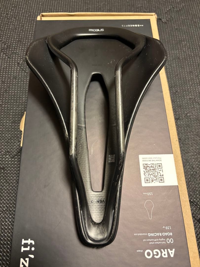 Fizik vento ARGO 00 カーボンレール 美品 フィジーク アルゴ