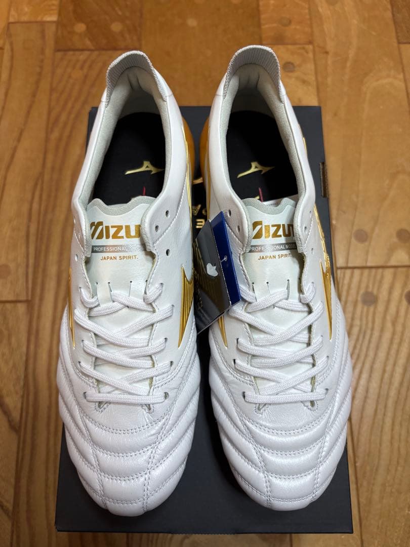 新品　最新　レアサイズ　ミズノ　モレリア ネオ4 JAPAN 23.5cm