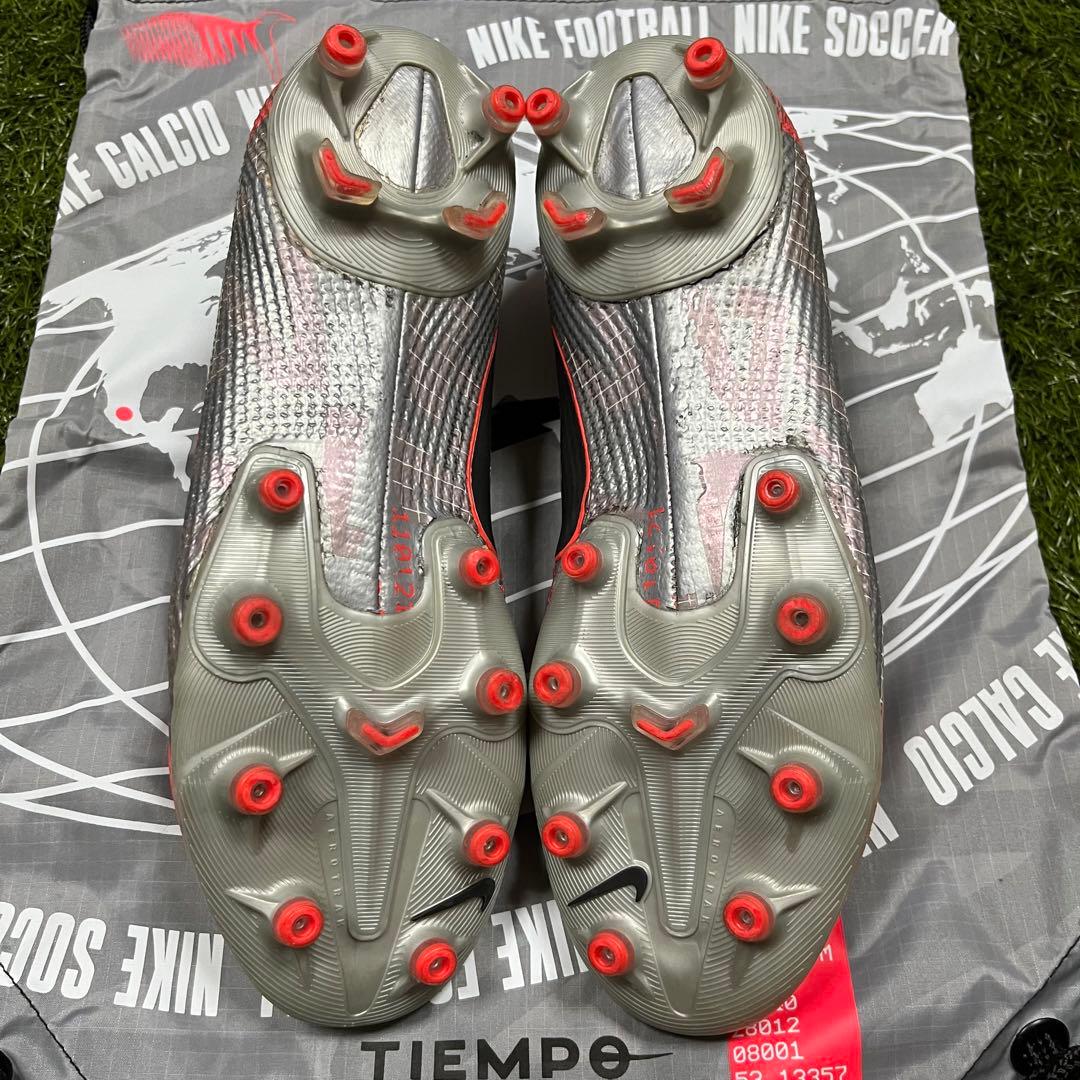 サッカースパイク ナイキ マーキュリアル ヴェイパー 13 エリート AG