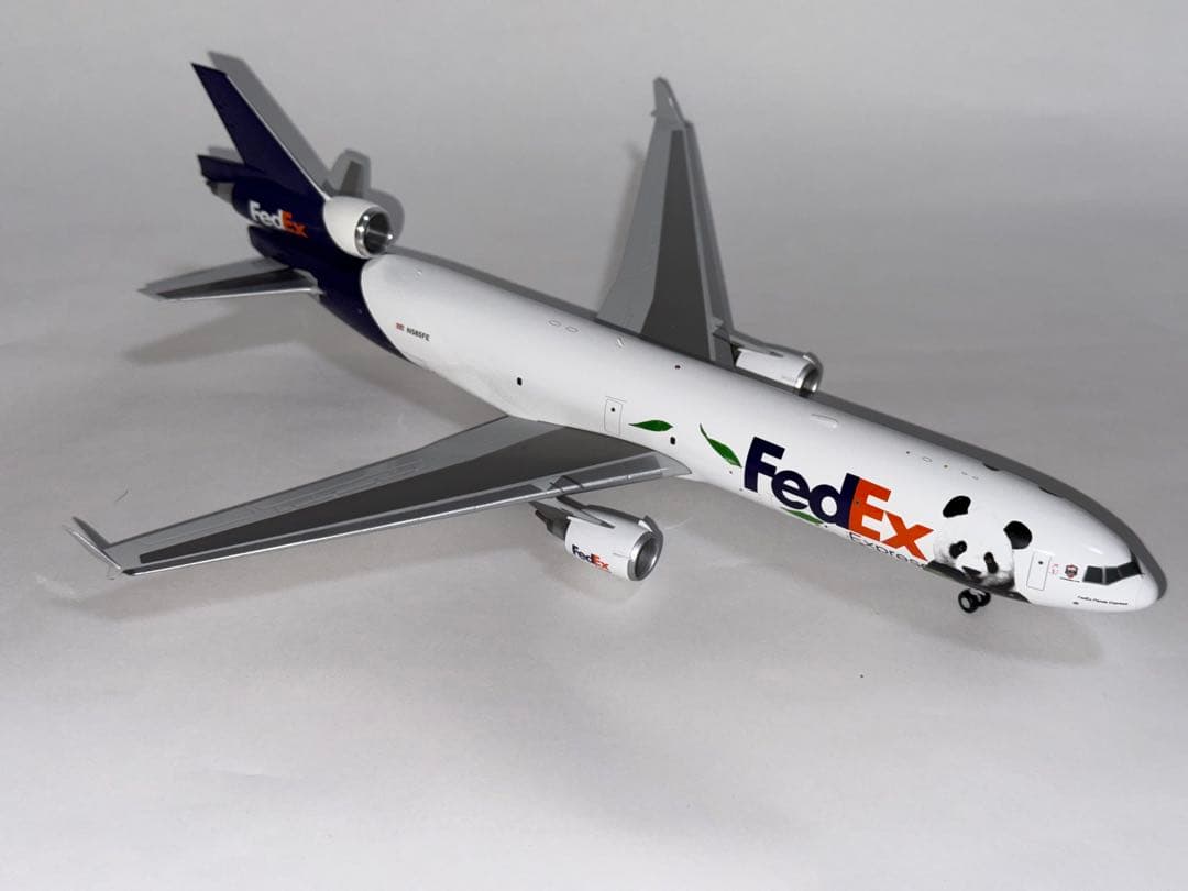 FedEx フェデックス MD-11 1/200