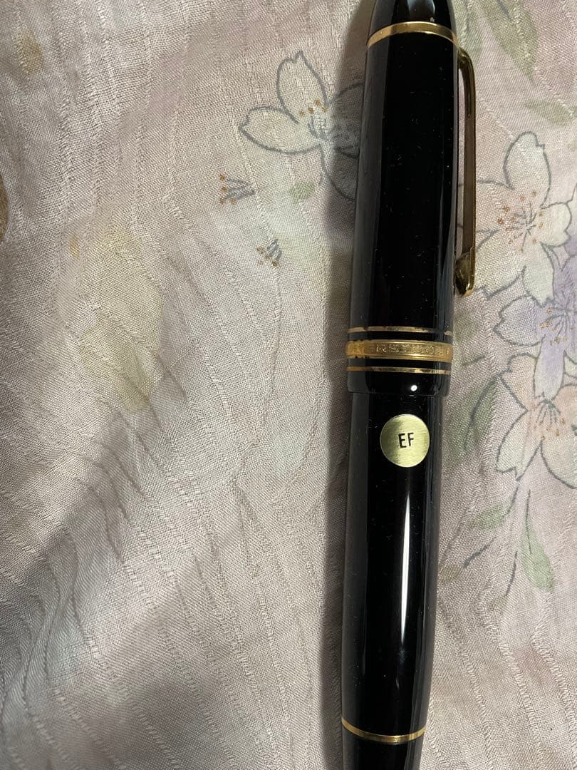 未使用？　モンブラン 万年筆 １４９ マイスターシュテュック