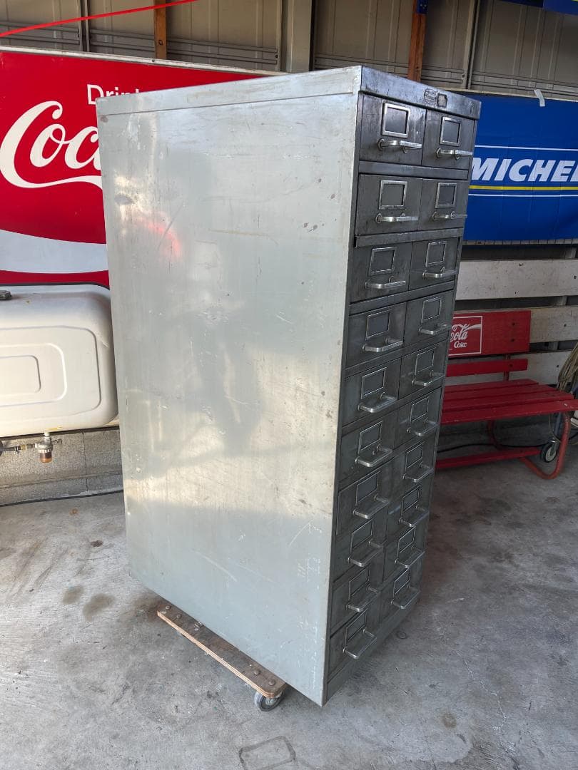 ❤️❤️❤️引き取り限定　棚 スチール 鉄錆物　ブロカント　多肉&セダム　古道具