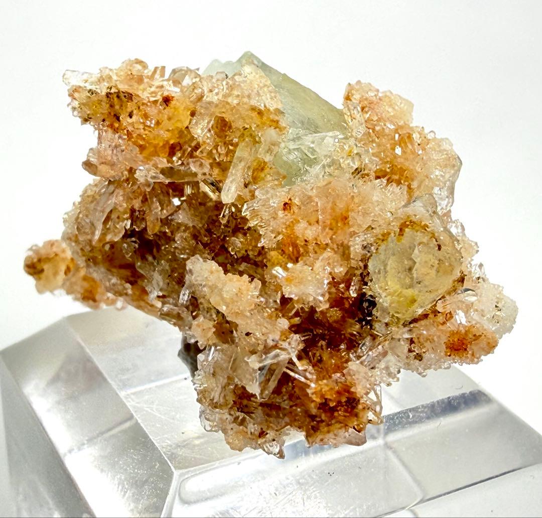 メキシコ産クリーダイト&フローライト共生鉱物　鉱物標本