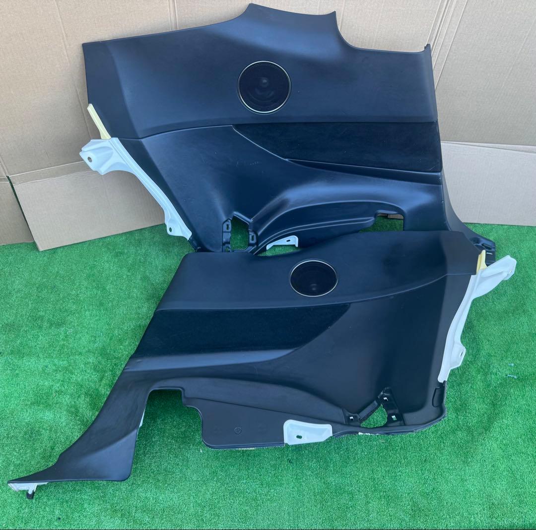 トヨタ　レクサス　lc500 lc500hクーペ　リアクォータートリムパネル