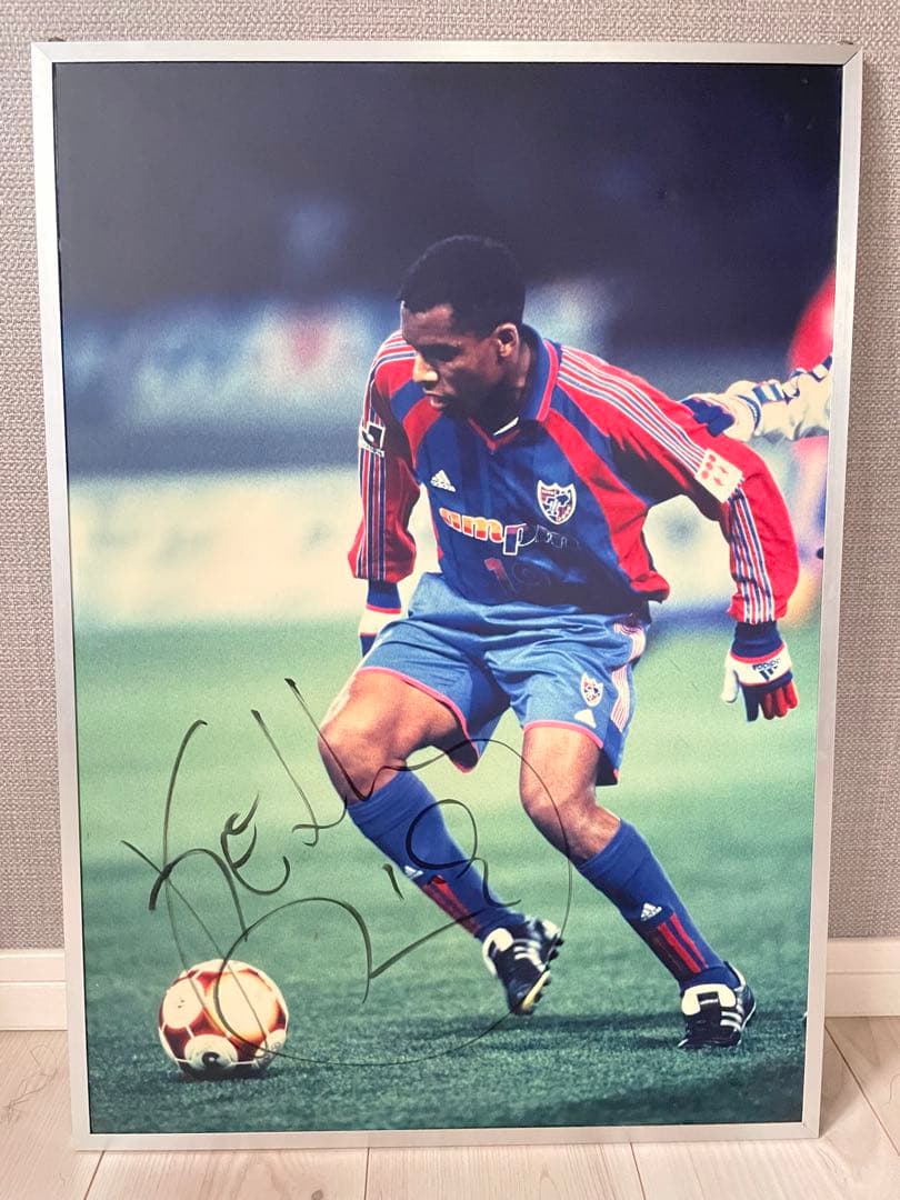 【貴重】　FC東京 ケリー選手　直筆サイン入りパネル