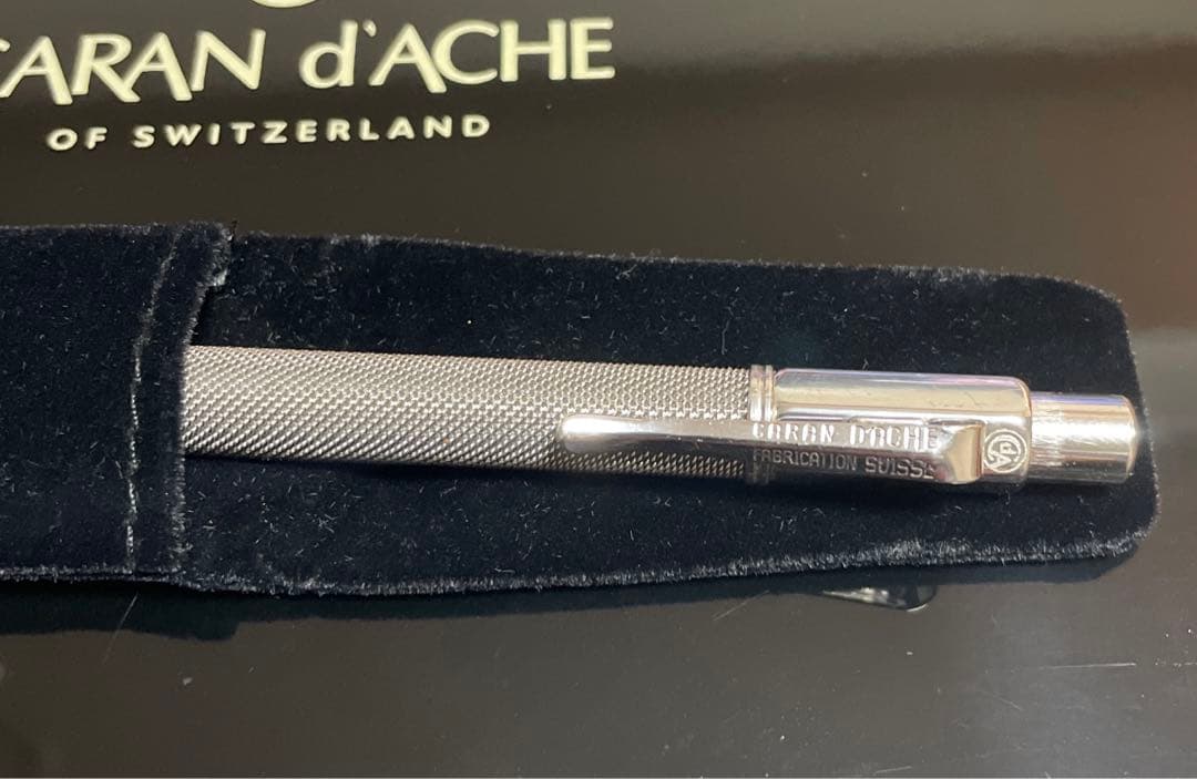 カランダッシュ　バリアス　メカニカルペンシル　アイバーンホ　銀色