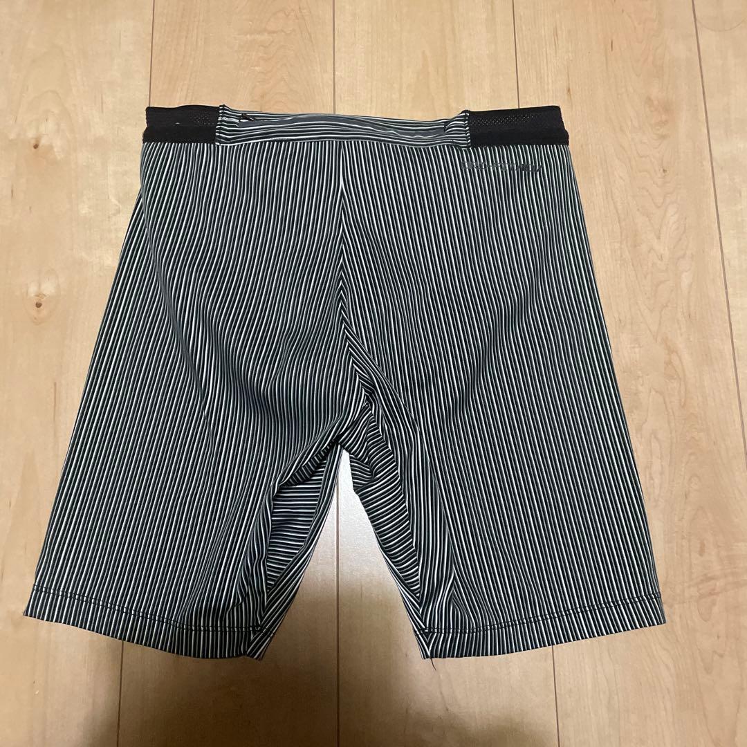 NIKE ナイキ エアロスイフト ハーフタイツ　Mサイズ