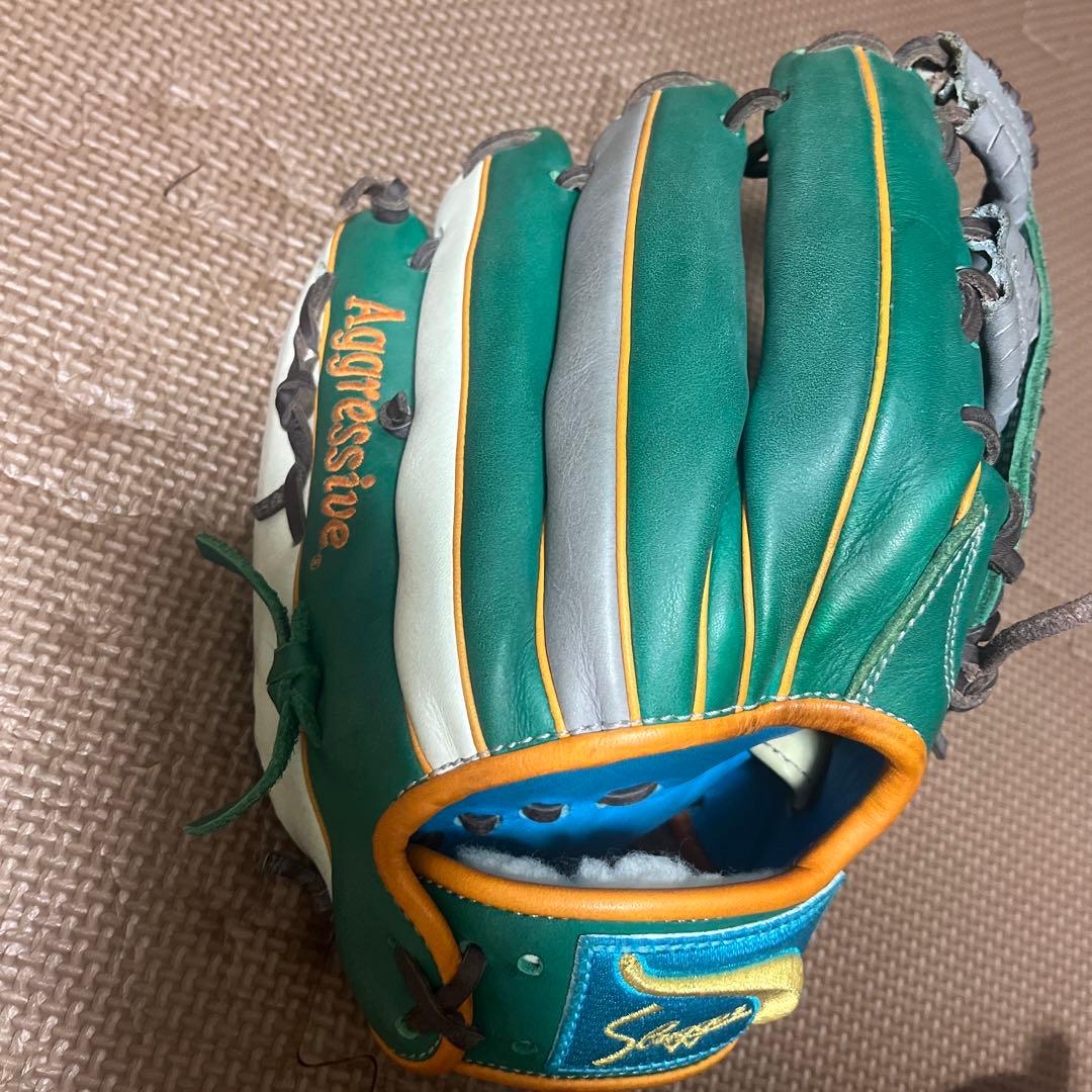 カ*ノ様 久保田スラッガーオーダー軟式グローブ 右投げ用