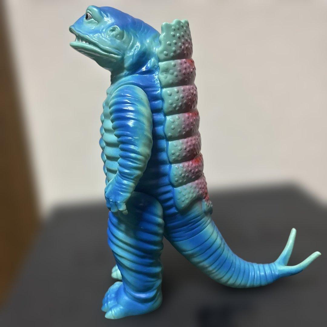 B-CLUB ブルマァク 復刻版怪獣シリーズ ケムラー 水色