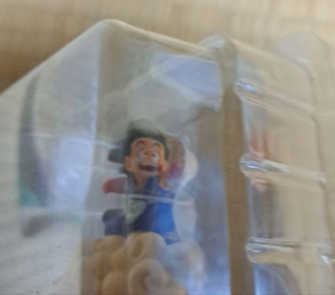 ドラゴンボールフィギュア　孫悟空　アシェット　筋斗雲　欧州限定　正規品　レア！