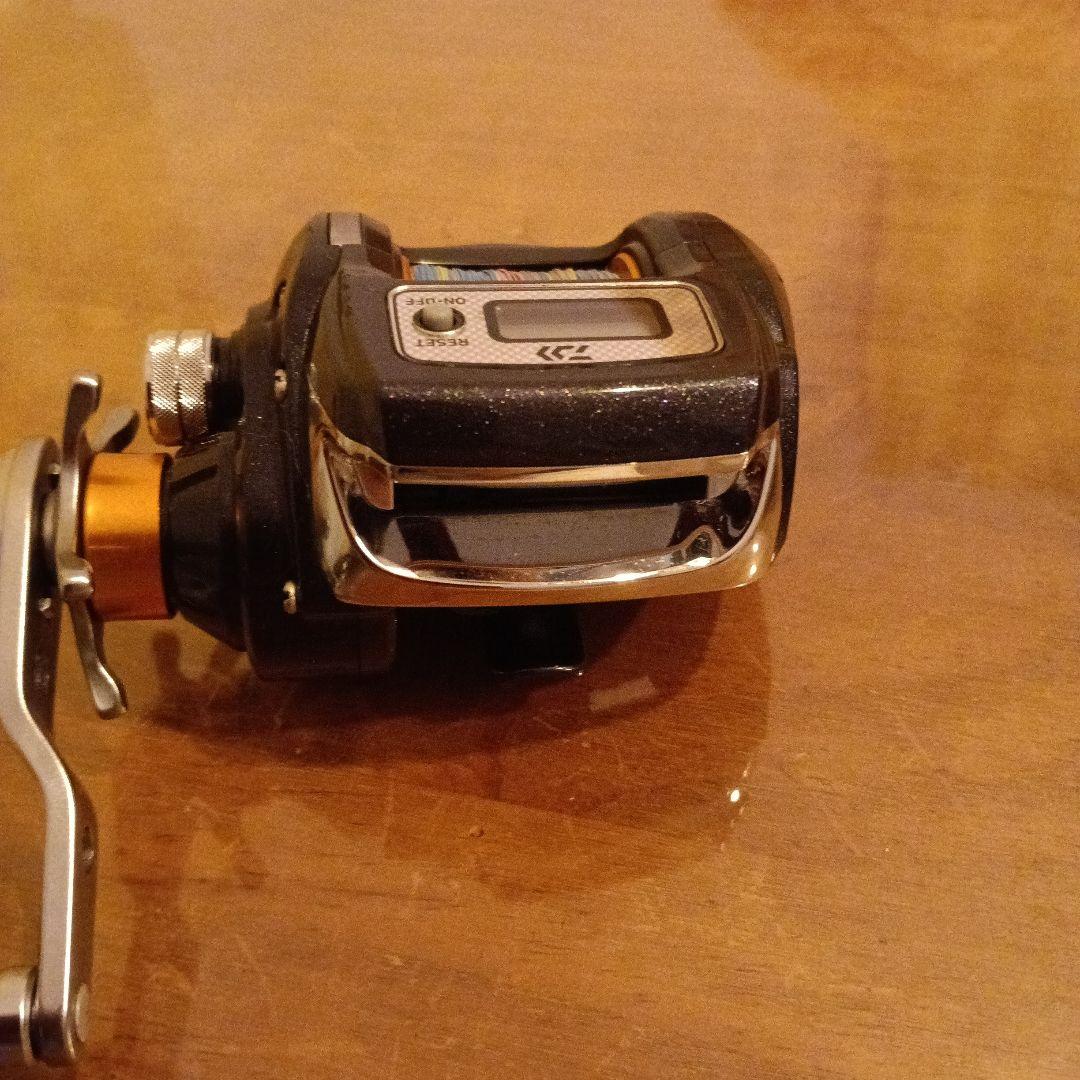 Daiwa LIGHT GAME X ICV 200H ベイトリール