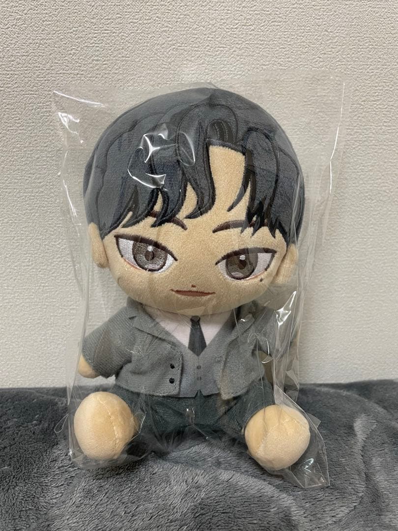 ソイングク SEO IN GUK おすわりぬいぐるみ