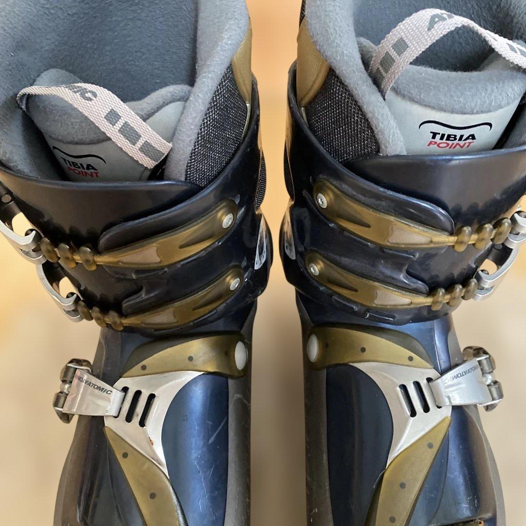 ATOMIC スキーブーツ　中古品　サイズ不明です