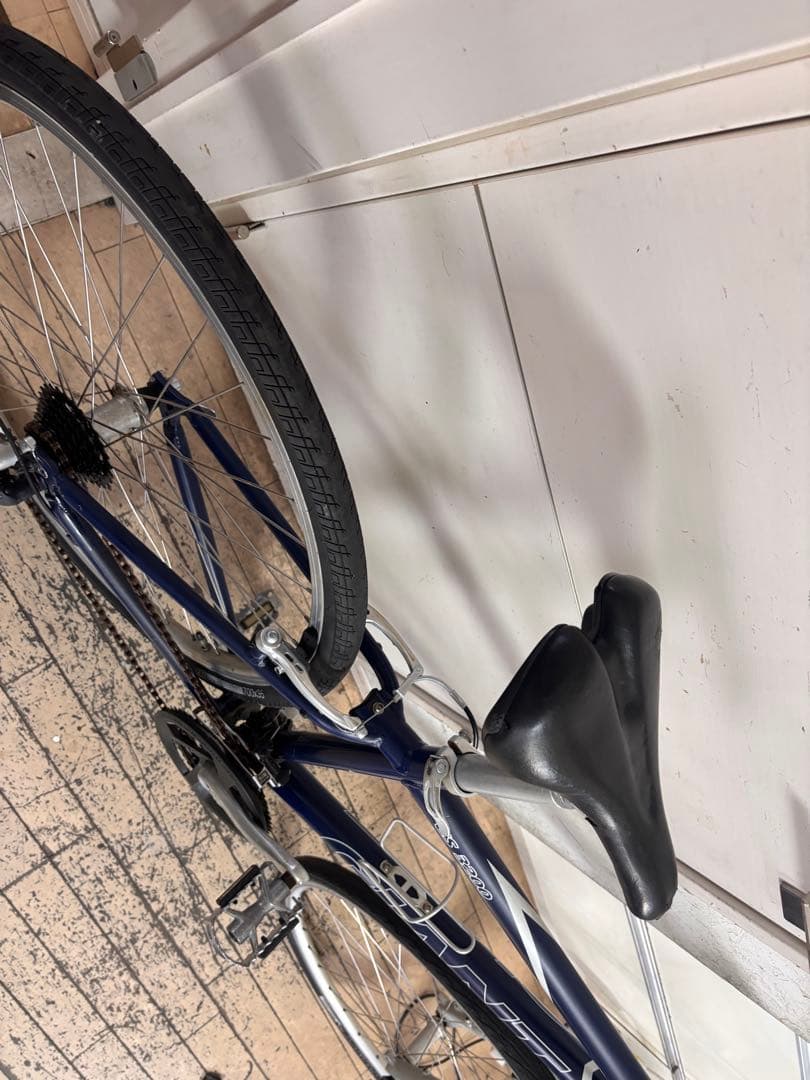 GIANT GS 2200 クロスバイク ネイビー