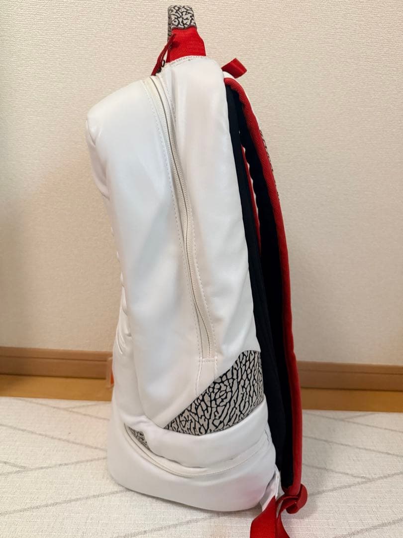 ジョーダン　レトロ3 バッグパック