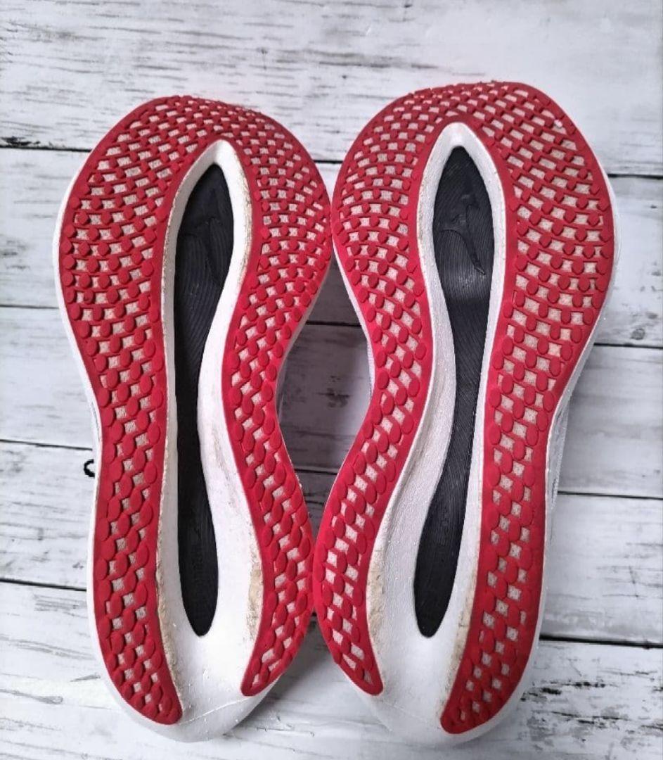 ミズノ　ウエーブリベリオンプロ 2 　ランニングシューズ