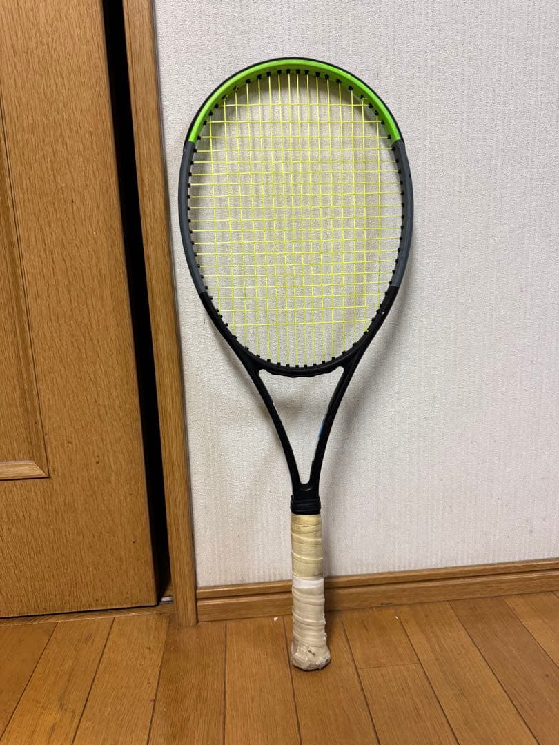 Wilson blade98v7 16×19グリップサイズ3