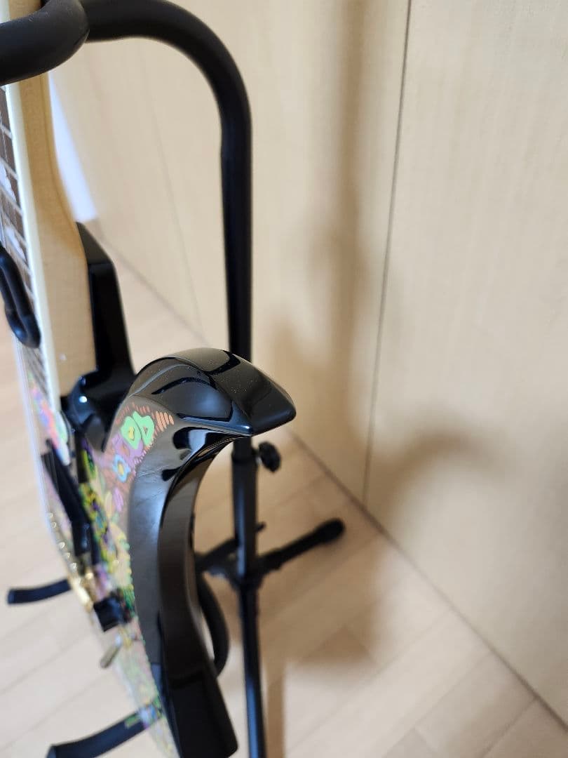 バーニー　Burny　モッキンバード　HIDEモデル　サイケ　ペイント