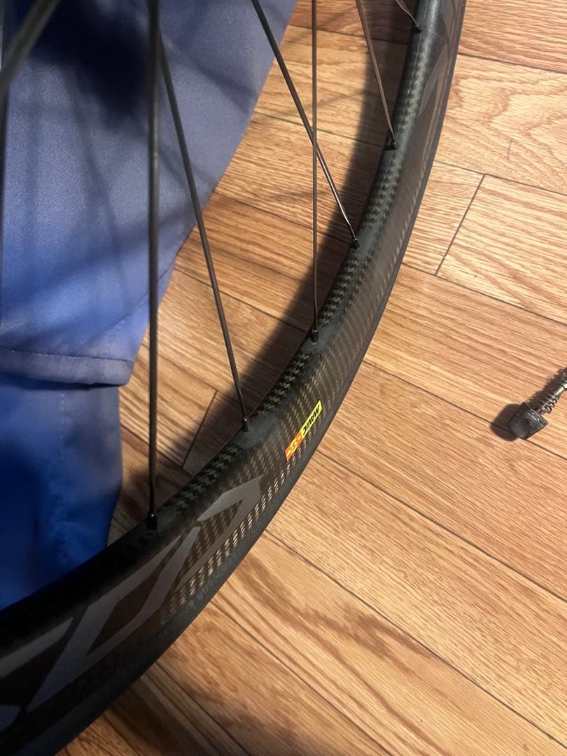 Mavic Cosmic Pro carbon SL クリンチャー