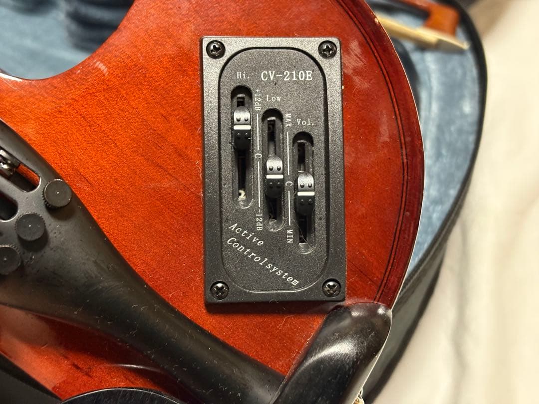 カルロ・ジョルダーノ　エレキバイオリン　CV-210E 美品1922-01-1