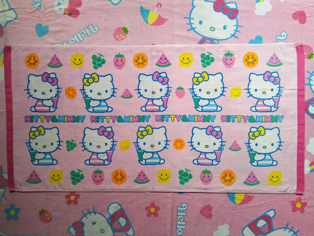 キティ＆ミミィ♪サンリオ♪新品未使用バスタオル♪2003年♪②