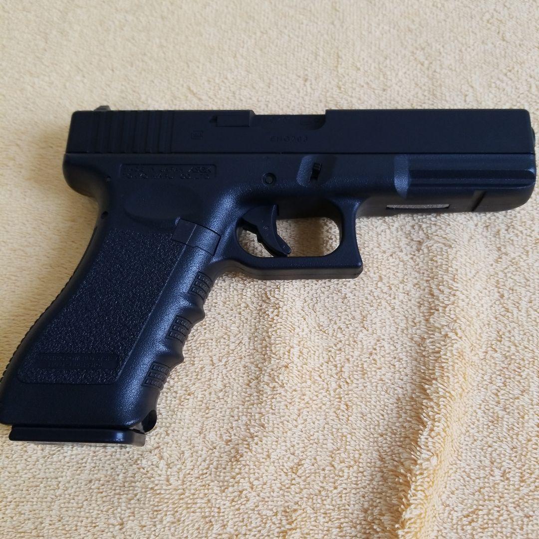 マルイ　電動ガン　GLOCK18C 　フル、セミオート　バッテリー２個付き