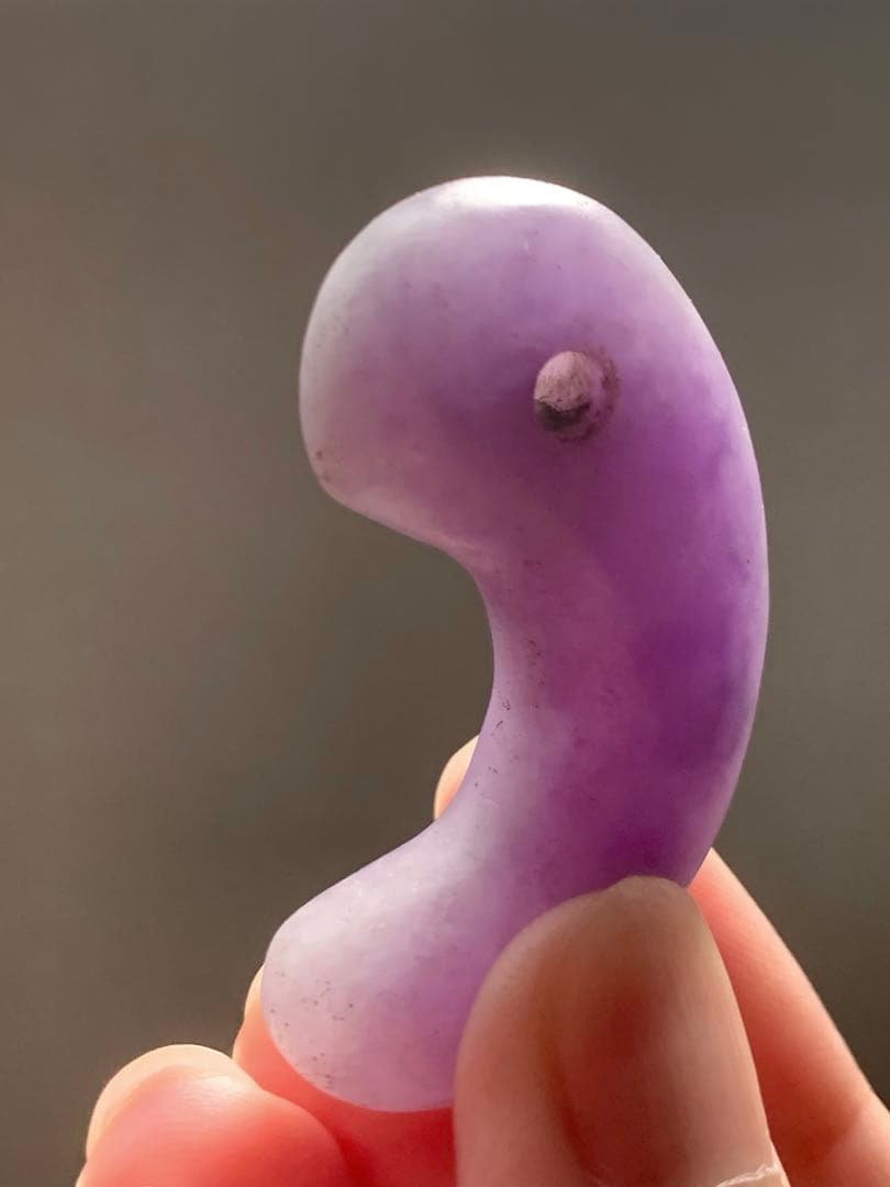 古墳期　出土　超ろうかん糸魚川紫翡翠勾玉　ラベンダー翡翠　縄文　石器　土器　根付