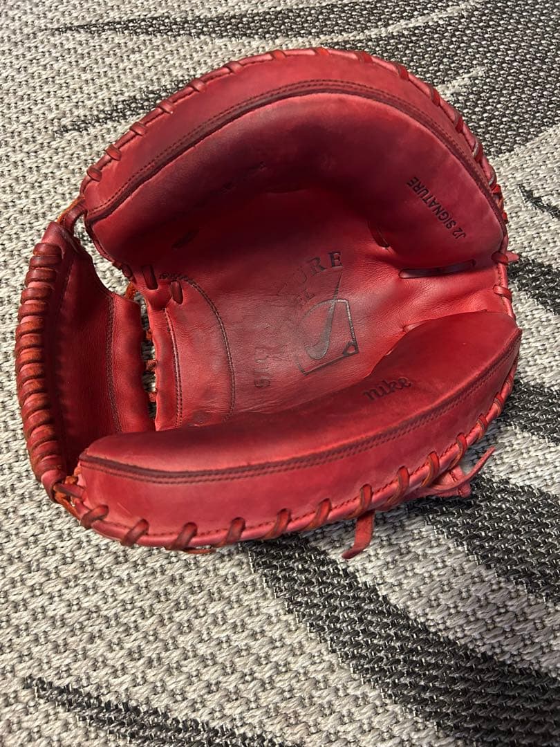 【SALE】Nike Signature Model 軟式グローブ レッド