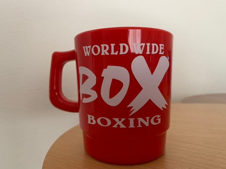 ボクシング　八重樫東　サイン入マグカップ