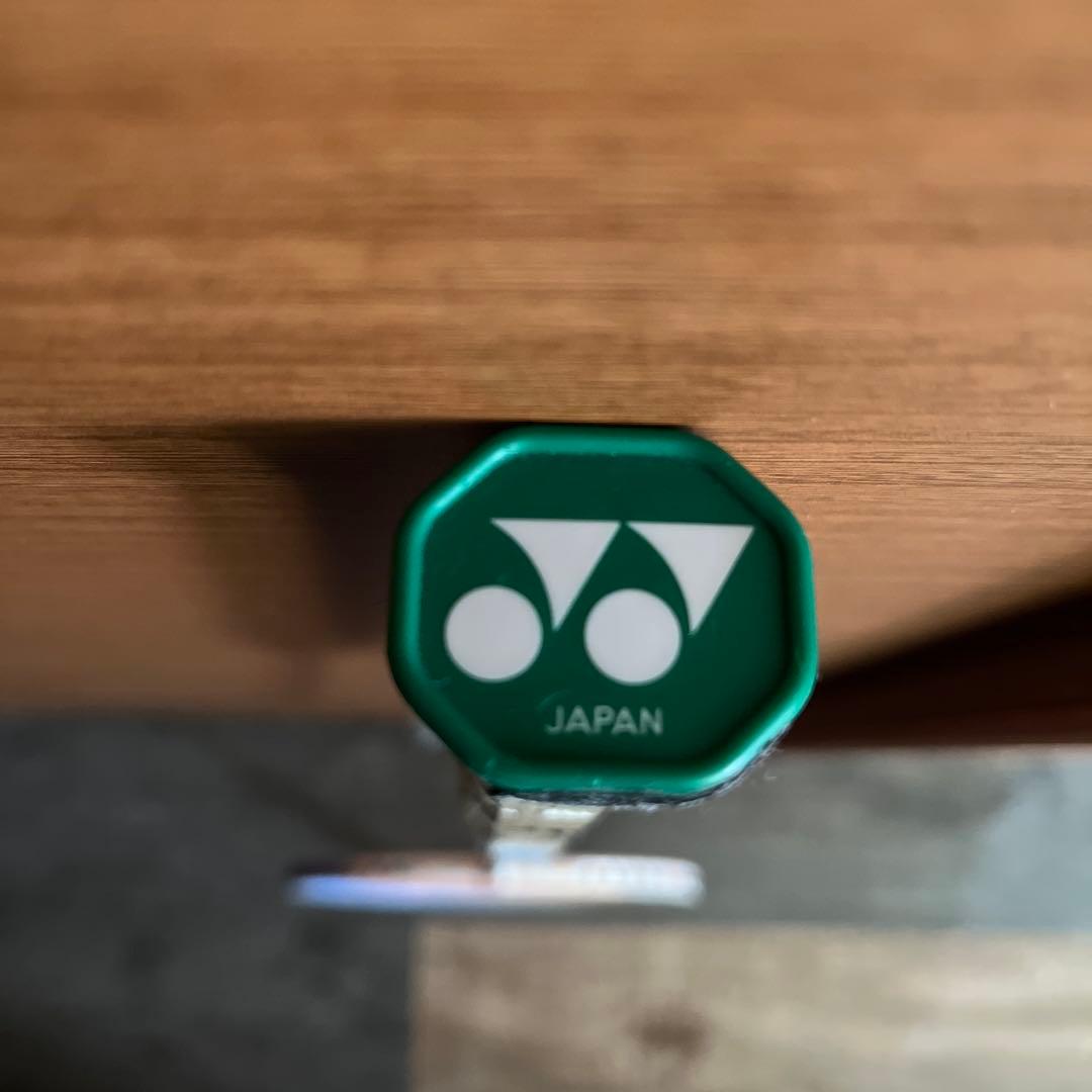 ASTROX70 バドミントンラケット ホワイト/ブルー