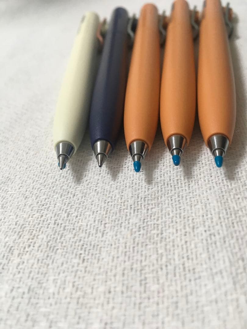 限定　ユニボールワンF モダンポップカラー