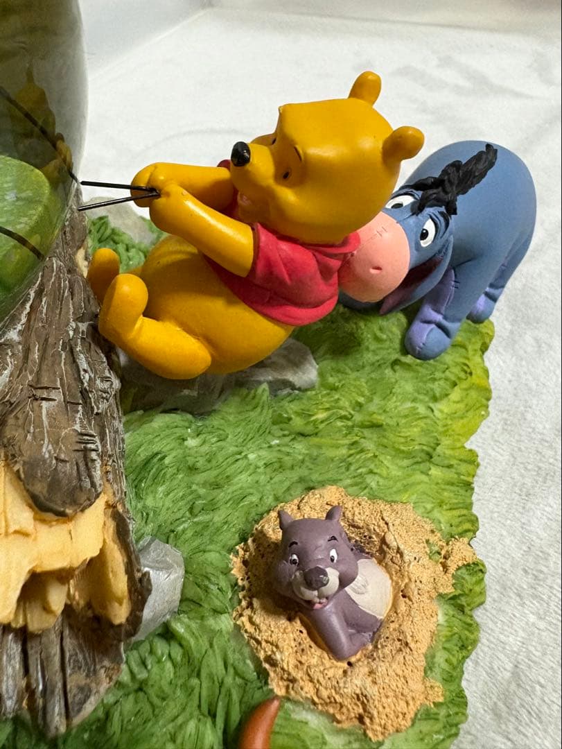 くまのプーさん スノーグローブ オルゴール プーさんのハニーハント ディズニー