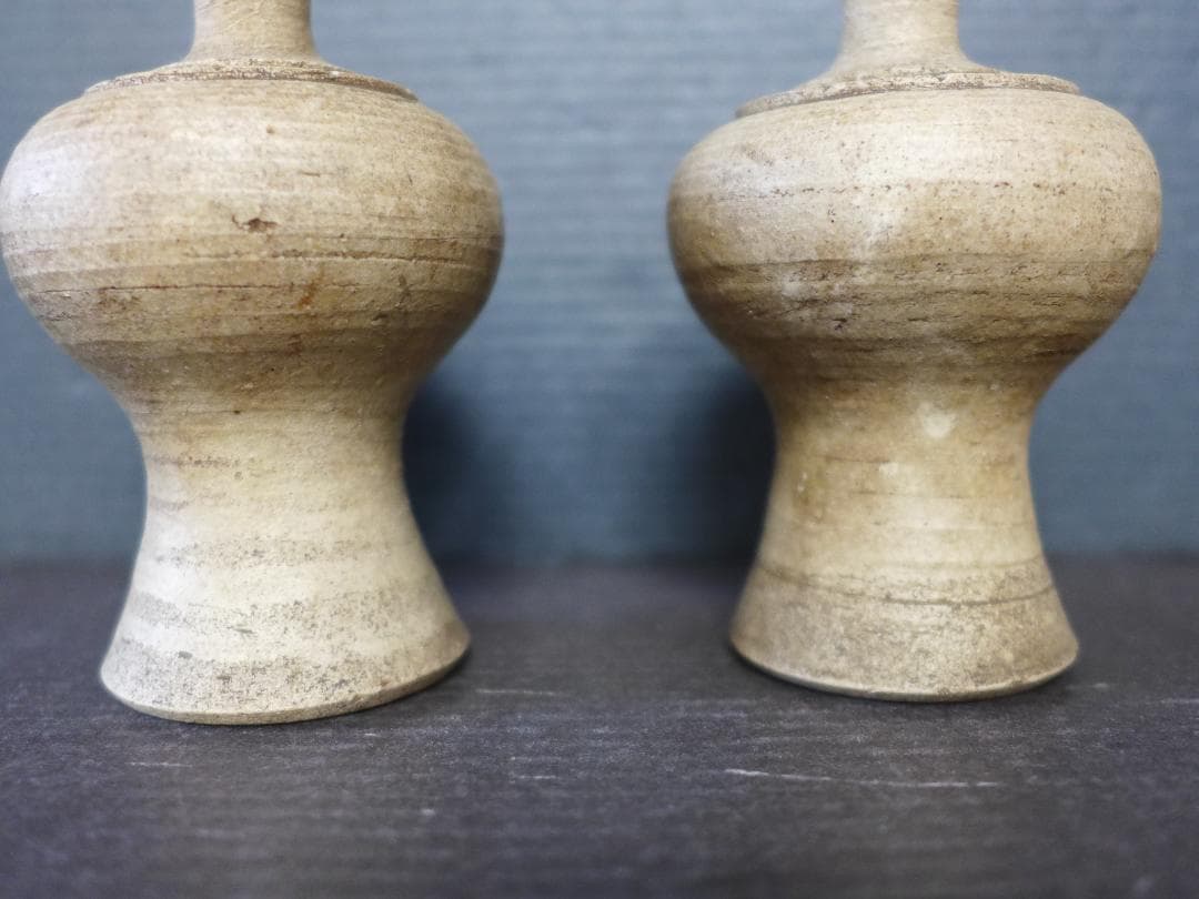 蔵出し　時代物　古瀬戸　大変古い酒器　酒器一対　小壺　白釉薬　古美術　骨董