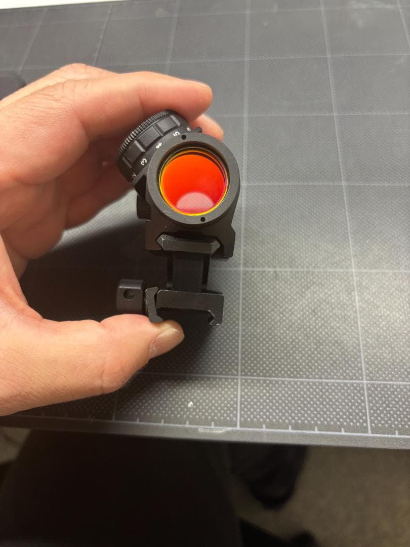 あ*ぼ様 Bushnell レッドドットサイト