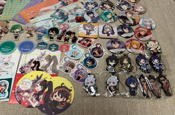 にじさんじ★まとめ売り★アクリル★缶バッジ★カード★ファイル★シールなど、、、