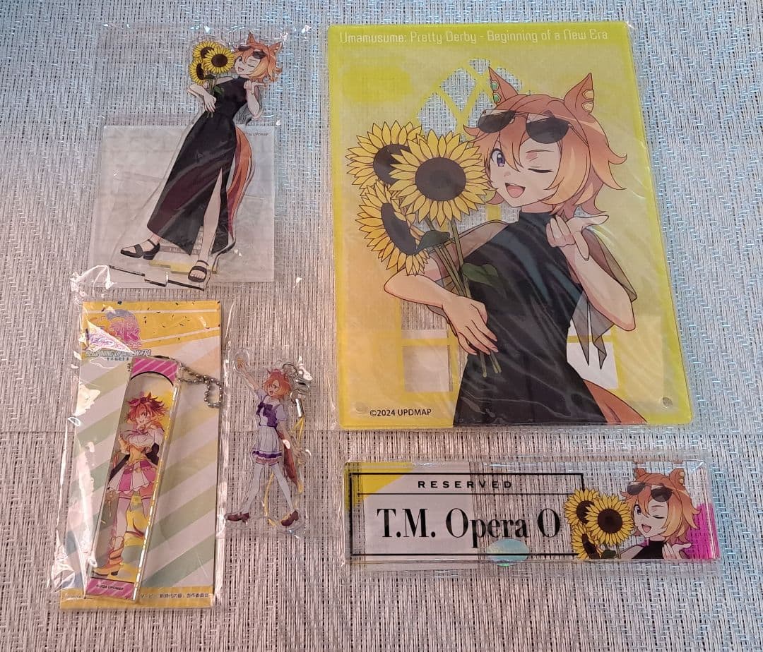 劇場版 ウマ娘 新時代の扉 テイエムオペラオー アクリルスタンド キーホルダー