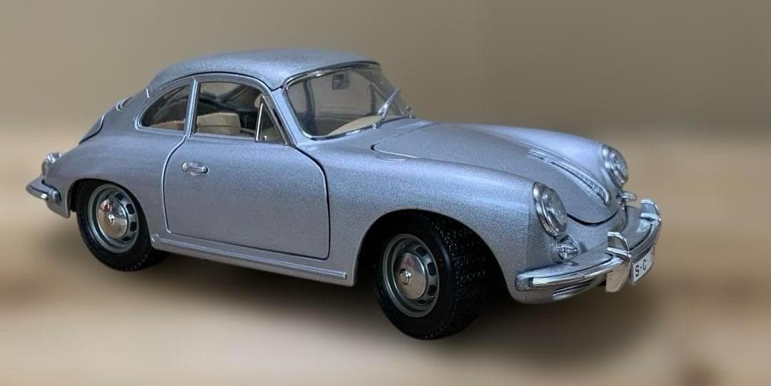 ミニカー　1/18　PORSCHE　ポルシェ　356B 1961　シルバー