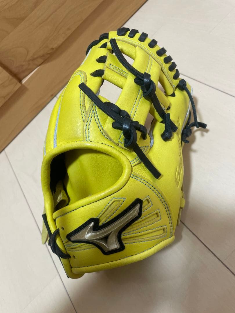 Mizuno Global Elite イエロー　硬式用トレーニンググローブ