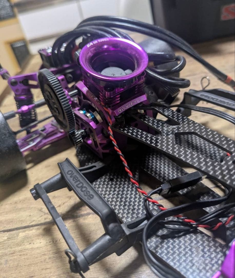 Overdose オーバードーズ バキュラシャーシ、フロントガルム仕様