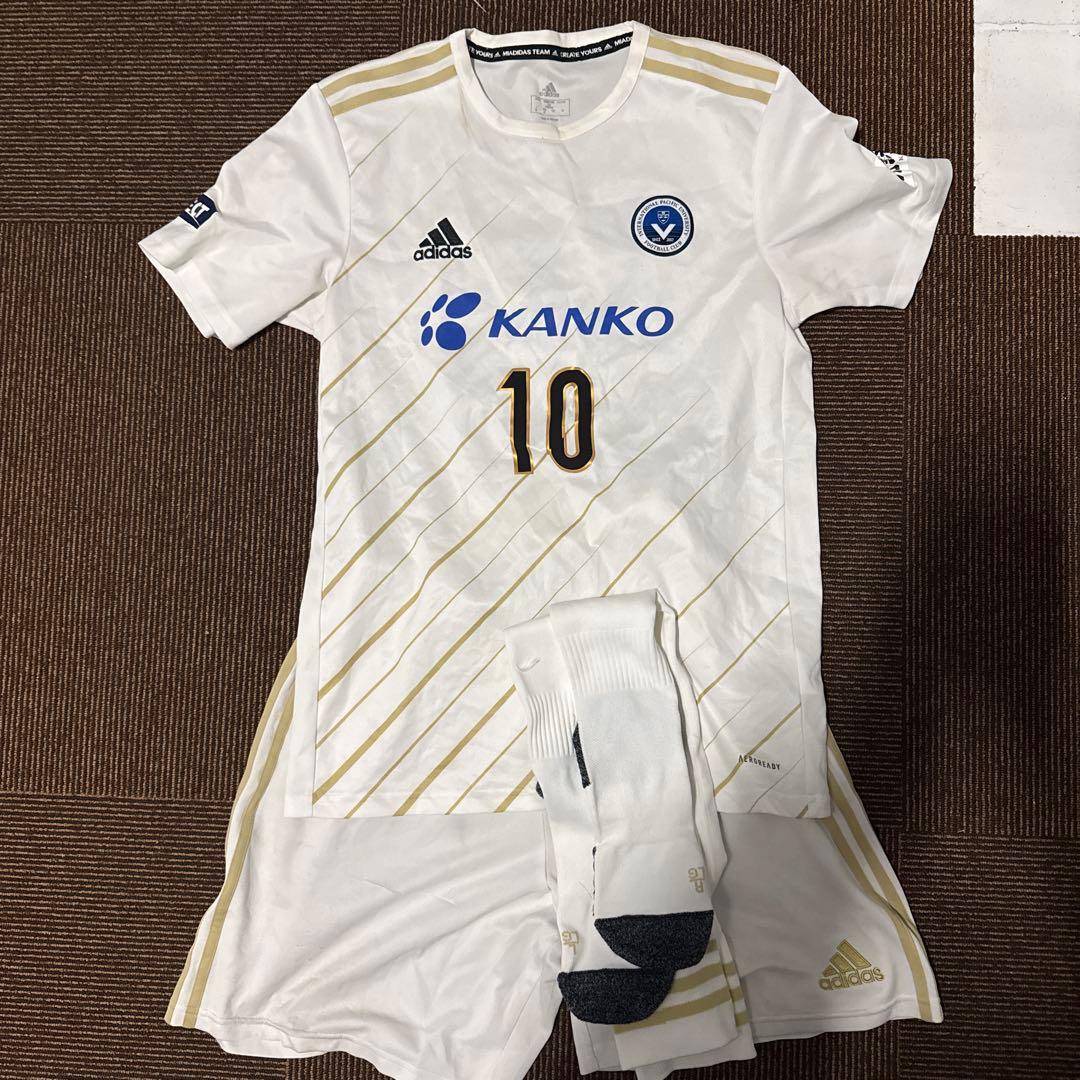 環太平洋大学　サッカー　ユニフォーム