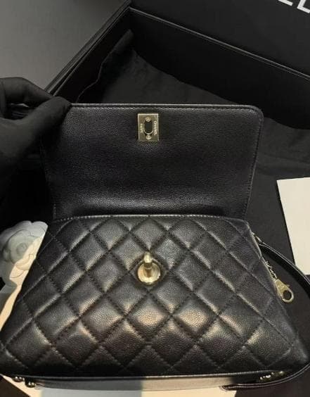 ブラック キルティング ハンドバッグ~~~